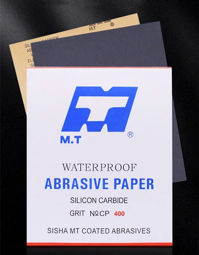 hojas de lija húmedas y secas